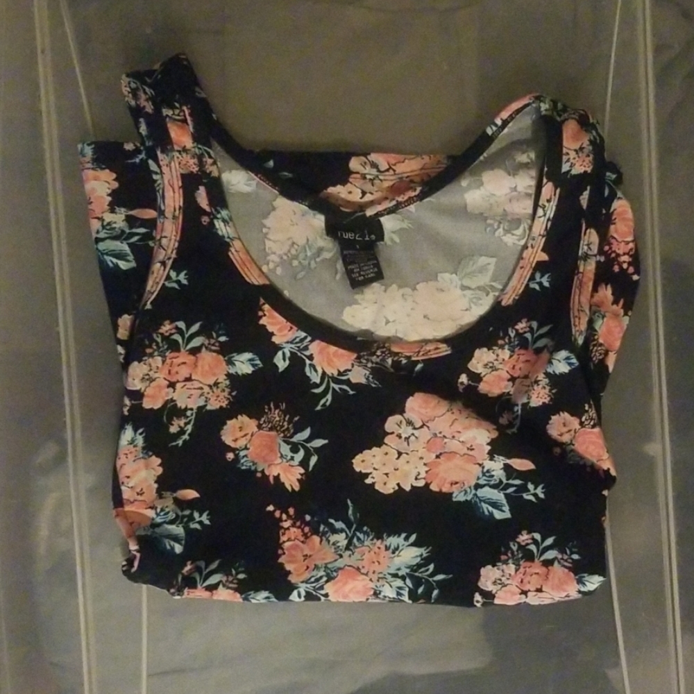 Only worn once.